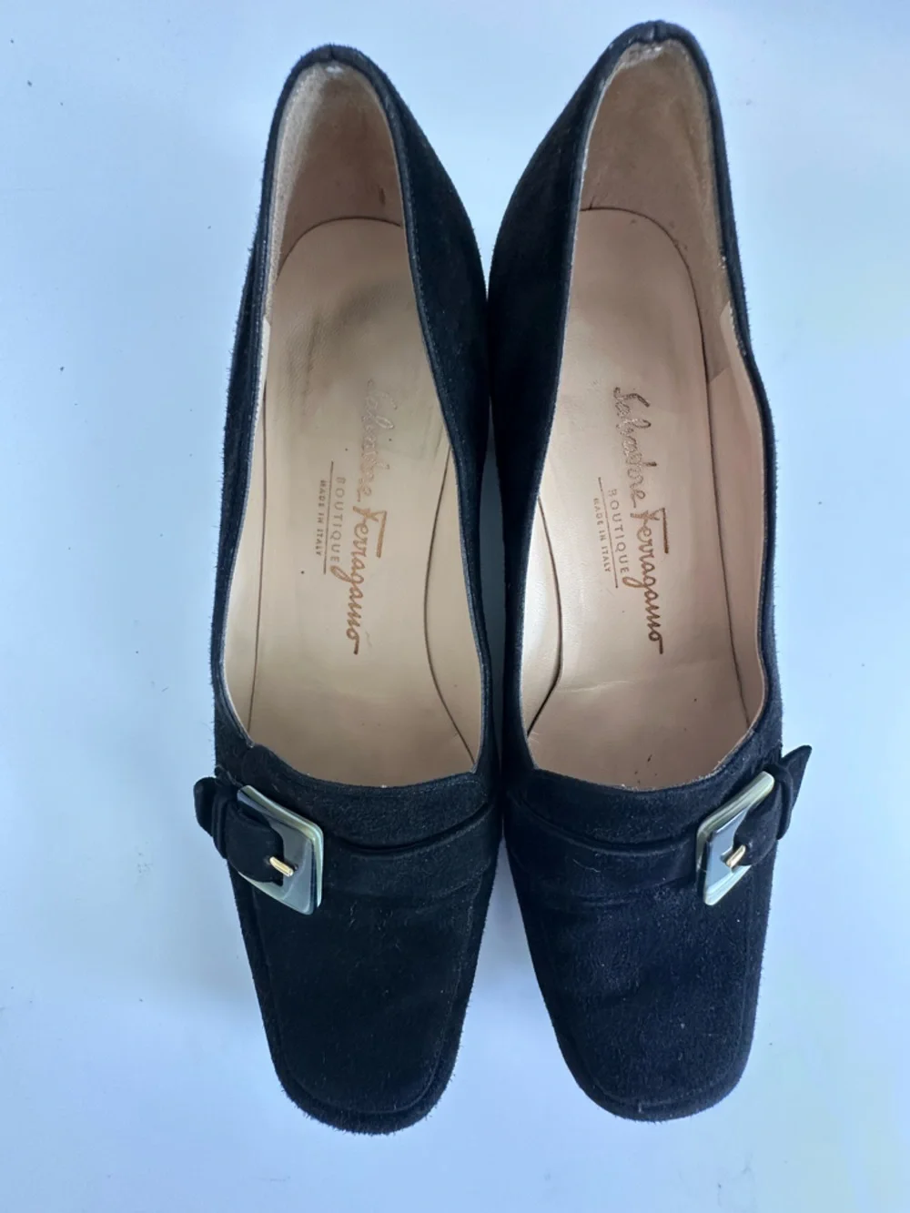 $950 SALVATORE FERRAGAMO Women’s Loafers Tortoiseshell Buckle Black Suede Size 8